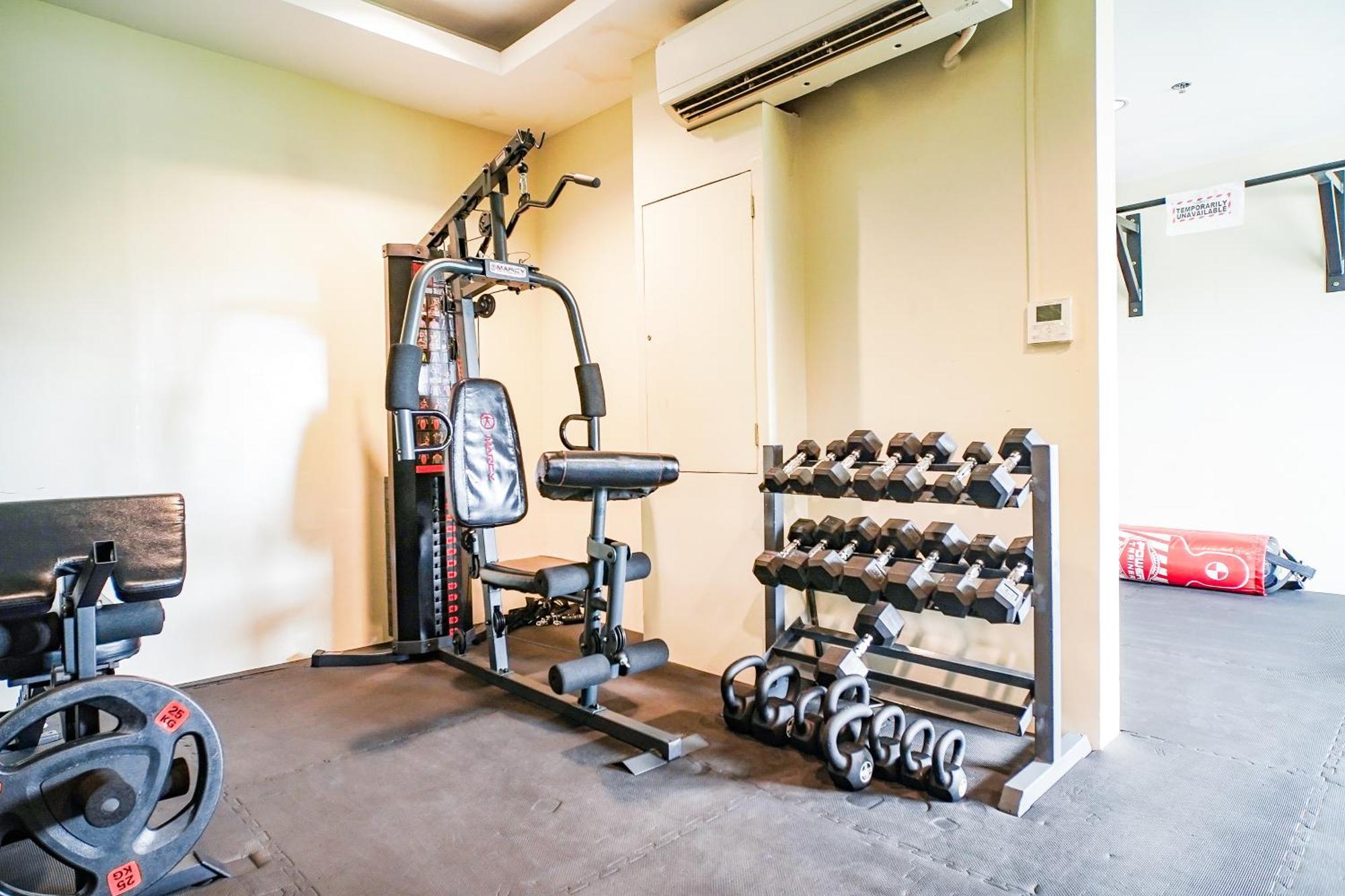 Modern Designed Studio Condo Near Ayala Centrio Cagayan de Oro Buitenkant foto