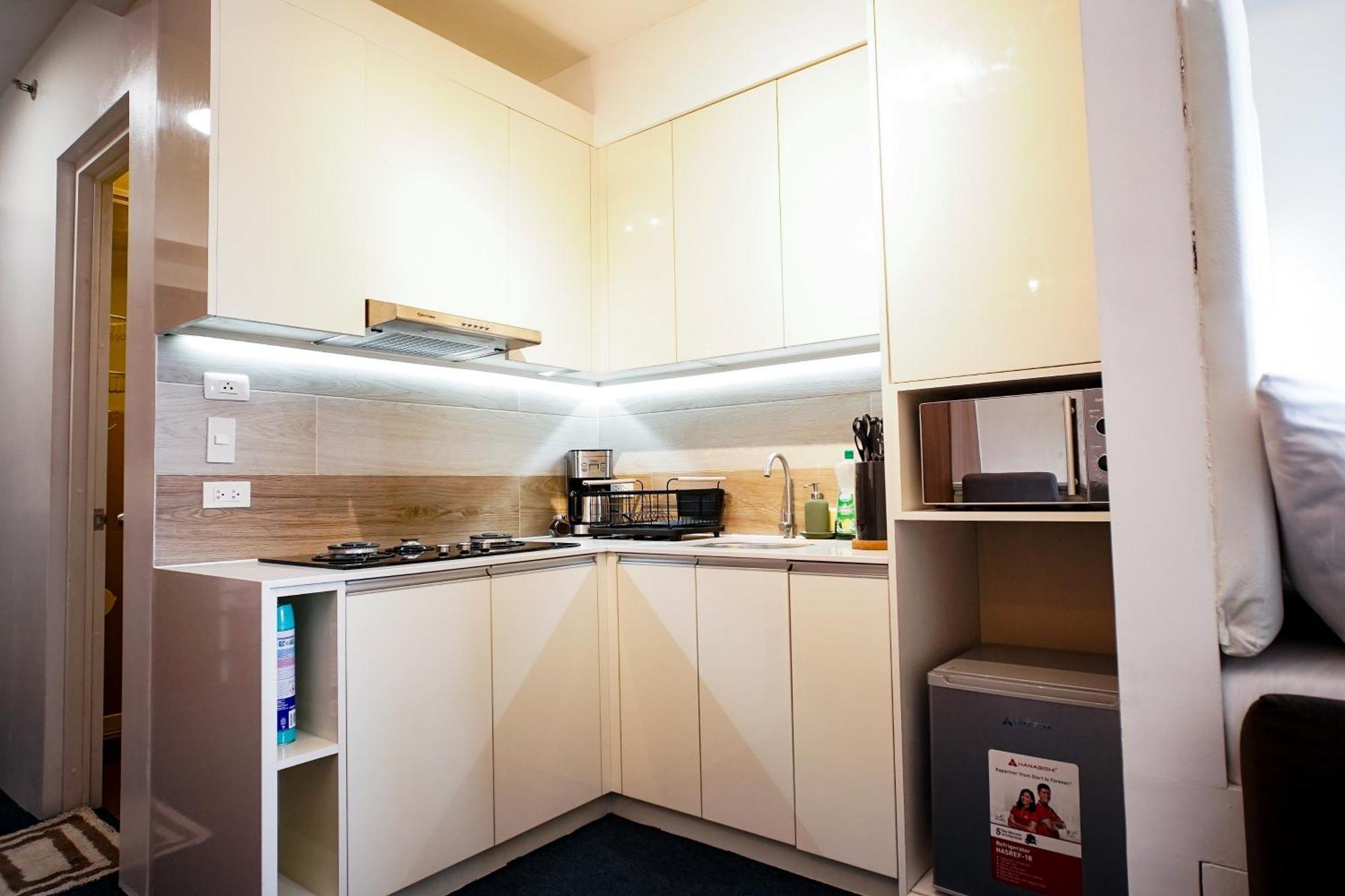 Modern Designed Studio Condo Near Ayala Centrio Cagayan de Oro Buitenkant foto